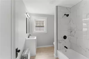 113 Warwick Rd, Pawtucket, RI 02861 - Photo 12