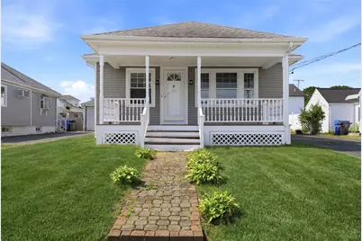 113 Warwick Road, Pawtucket, RI 02861 - Photo 2