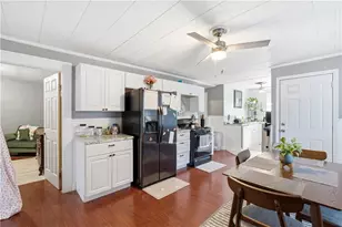 204 Ward St, Woonsocket, RI 02895 - Photo 8