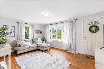 14 Primrose Drive, East Providence, RI 02915 - Photo 6