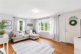 14 Primrose Dr, East Providence, RI 02915 - Photo 6