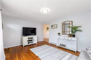 14 Primrose Dr, East Providence, RI 02915 - Photo 8