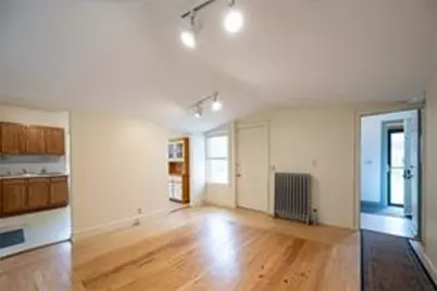10 Hendricks Street #1, South Kingstown, RI 02879 - Photo 8