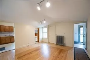 10 Hendricks St, South Kingstown, RI 02879 - Photo 8