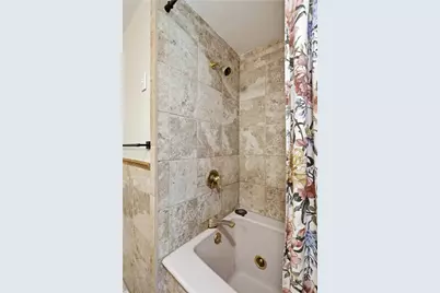 69 Roseland Terrace, Tiverton, RI 02878 - Photo 20