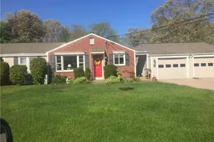 11 Rutherford Ct, Warwick, RI 02886 - Photo 1