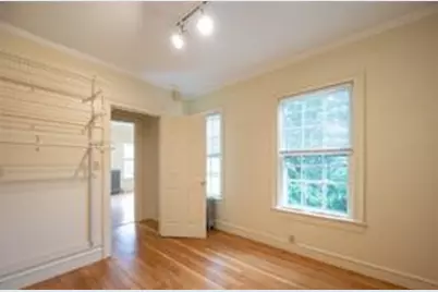 10 Hendricks Street #2, South Kingstown, RI 02879 - Photo 4