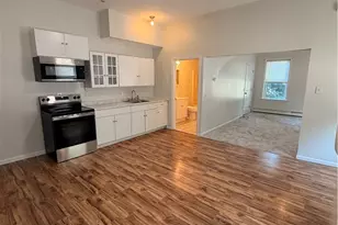71 Hamlet Ave, Woonsocket, RI 02895 - Photo 6
