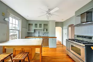 50 Biltmore Ave, Providence, RI 02908 - Photo 22