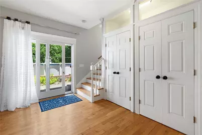30 Loring Road, Bristol, RI 02809 - Photo 16