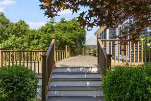 220 Island Dr, Middletown, RI 02842 - Photo 40