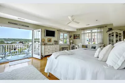 33 Withington Road, Narragansett, RI 02882 - Photo 18