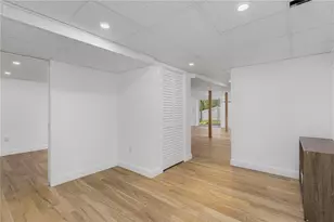 4 Maloney Ln, Middletown, RI 02842 - Photo 26