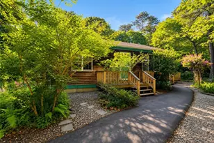 657 Shannock Rd, South Kingstown, RI 02879 - Photo 2