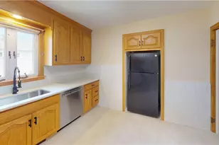 181 Fiat Ave, Cranston, RI 02910 - Photo 6