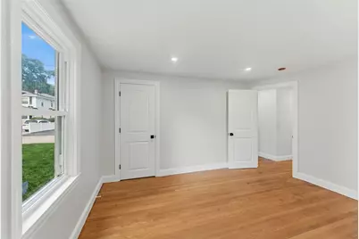 28 Plain Street, East Providence, RI 02916 - Photo 20