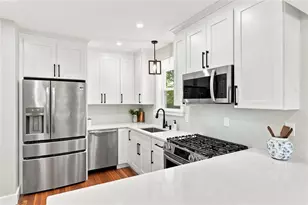 15 Kent Pl, Cranston, RI 02905 - Photo 12