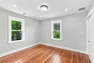 15 Kent Pl, Cranston, RI 02905 - Photo 18