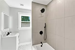 15 Kent Pl, Cranston, RI 02905 - Photo 24