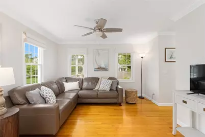 28 Wilbur Avenue, Newport, RI 02840 - Photo 6