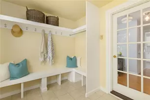 28 Wilbur Ave, Newport, RI 02840 - Photo 4