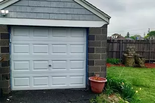 42 Victory St, Cranston, RI 02910 - Photo 20