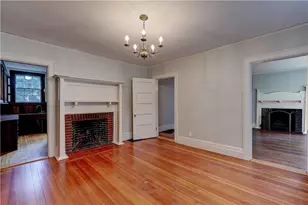 16 Elton St, Providence, RI 02906 - Photo 6