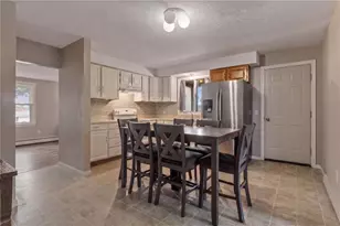 76 Dewey St, Woonsocket, RI 02895 - Photo 12