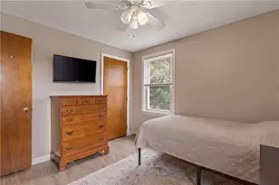 76 Dewey St, Woonsocket, RI 02895 - Photo 20