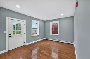 100 Knight St, Providence, RI 02909 - Photo 8