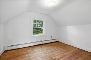 380 Angell Rd, North Providence, RI 02904 - Photo 18