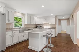 567 Providence Pike, North Smithfield, RI 02896 - Photo 14