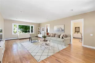 278 Green End Ave, Middletown, RI 02842 - Photo 4