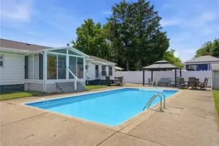 128 Sharon St, Cranston, RI 02910 - Photo 30