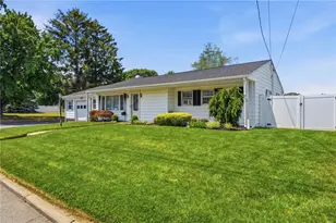 128 Sharon St, Cranston, RI 02910 - Photo 6