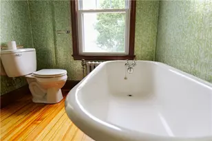 36 Underwood Dr, Pawtucket, RI 02860 - Photo 42