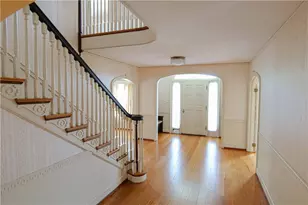 36 Underwood Dr, Pawtucket, RI 02860 - Photo 18