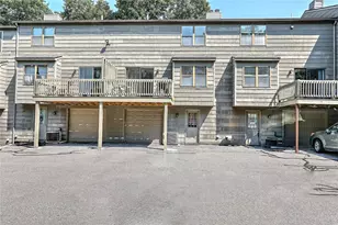 2705 Pinewood Dr, Smithfield, RI 02917 - Photo 34