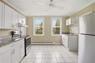 48 Constitution St, Bristol, RI 02809 - Photo 6