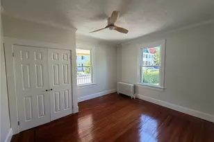 7 Caswell St, Newport, RI 02840 - Photo 10