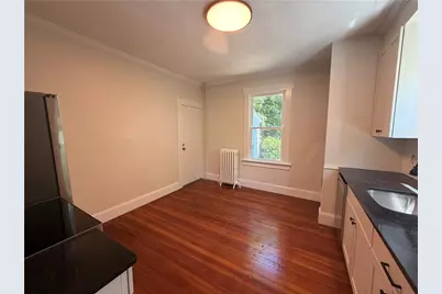 7 Caswell Street #1, Newport, RI 02840 - Photo 4