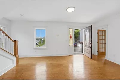 21 Elm Street, Newport, RI 02840 - Photo 14