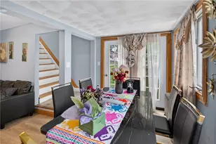 86 Summit Ave, West Warwick, RI 02893 - Photo 10