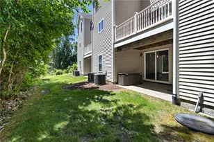 45 Silver Cup Cir, West Warwick, RI 02893 - Photo 20