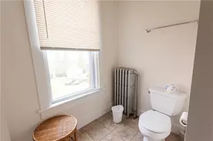 11 Brewer St, Newport, RI 02840 - Photo 10