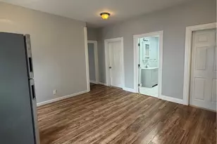 207 Pawtucket Ave, Pawtucket, RI 02860 - Photo 10