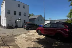 194 Pavilion Ave, Providence, RI 02905 - Photo 4