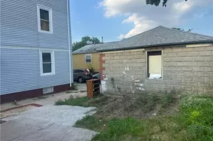 22 Pennsylvania Ave, Providence, RI 02905 - Photo 34