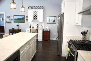 55 Deer Run Xing, Warwick, RI 02818 - Photo 8