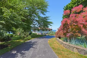 213 Seaside Dr, Jamestown, RI 02835 - Photo 6
